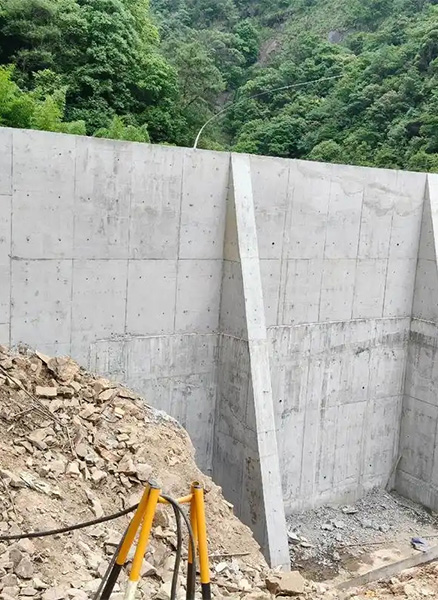 吕梁文水县重力式挡土墙